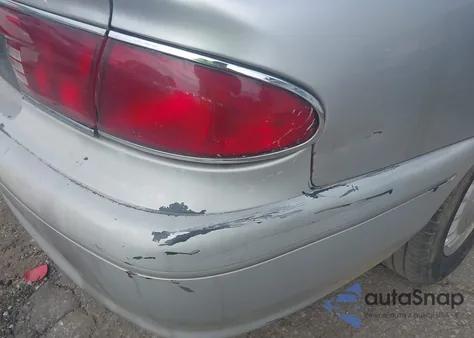 2001 Buick Century Custom z USA, uszkodzony, nr VIN 2G4WS52J611223135